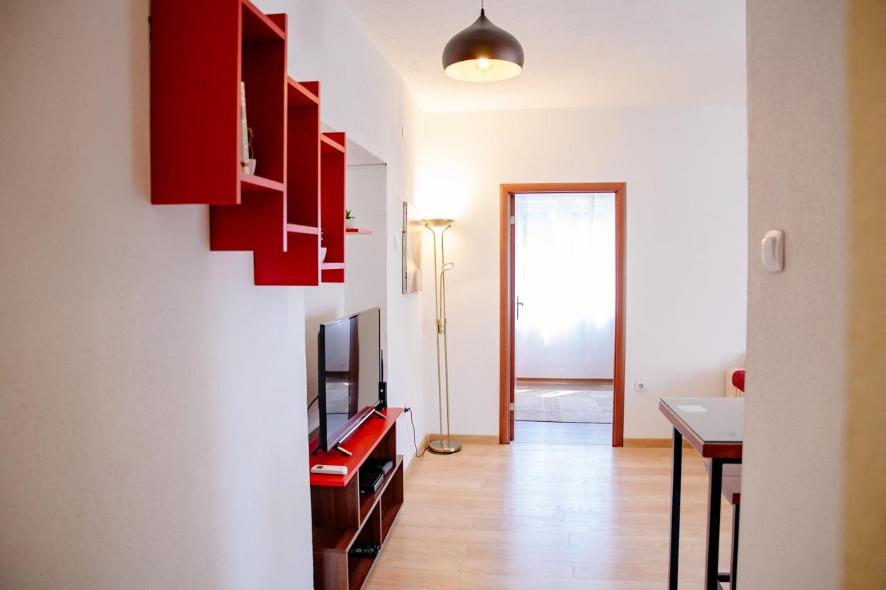 Apartment Peaceful Center